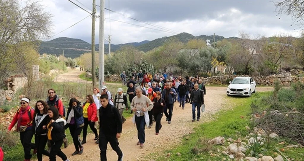 Kaş’ta ‘Topçu Yolu Yürüyüşü’