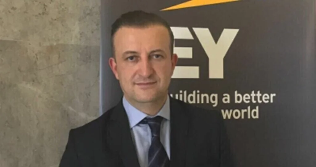 Küresel sıfır emisyon hedefi için ulaşım ve ısınmanın elektrik enerjisiyle sağlanması şart