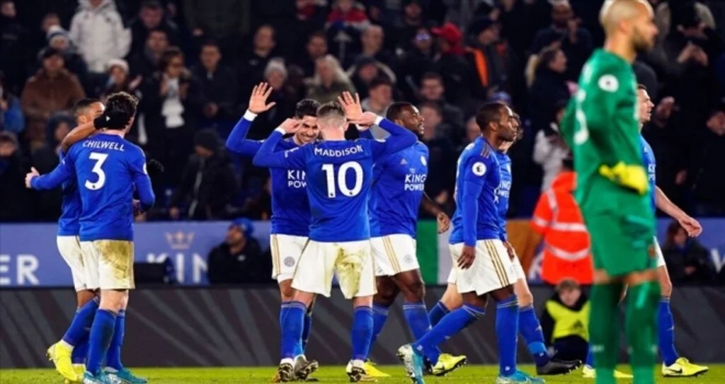 Leicester City farklı kazandı