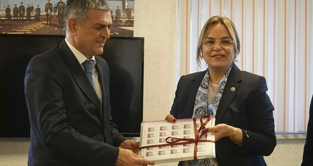 Milletvekili Hancıoğlu'ndan Hediye