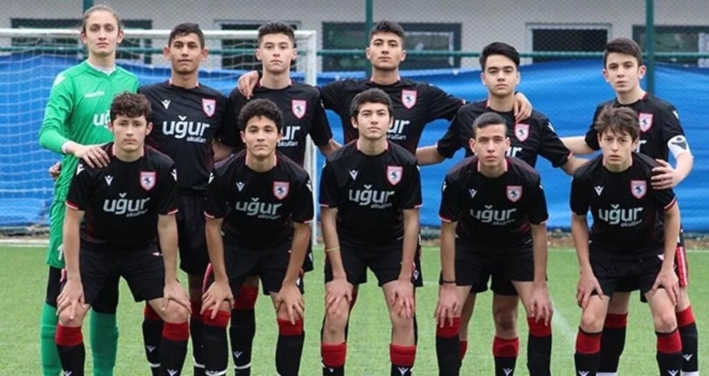 Samsunspor U15 son uzatmalarda yıkıldı