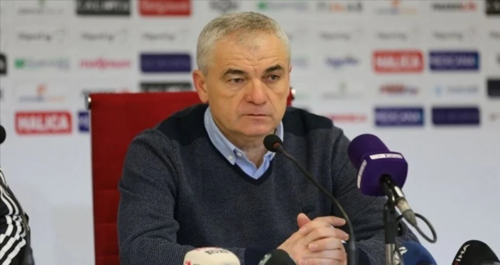 Sivasspor Teknik Direktörü Rıza Çalımbay'dan fikstür tepkisi