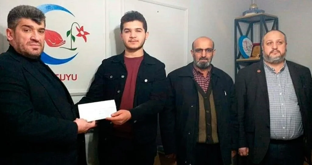 SP'de Yardım Elini Uzattı