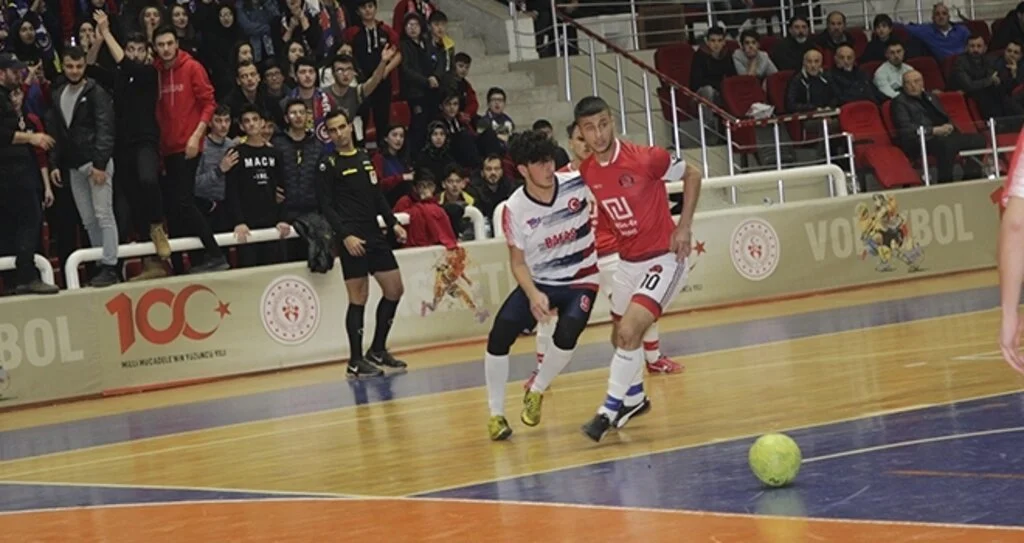 Spor Lisesi Finalde