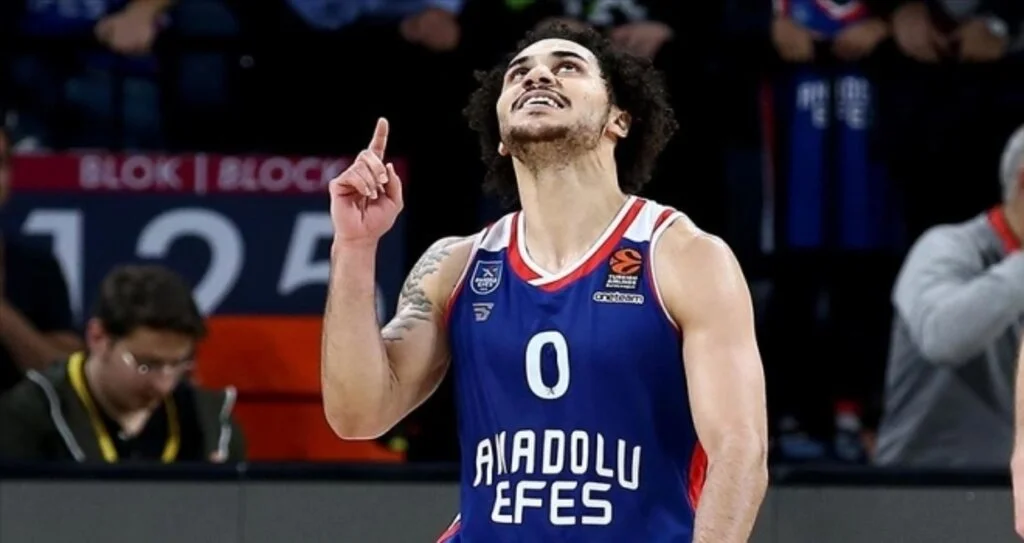 THY Avrupa Ligi'nde haftanın MVP'si Shane Larkin