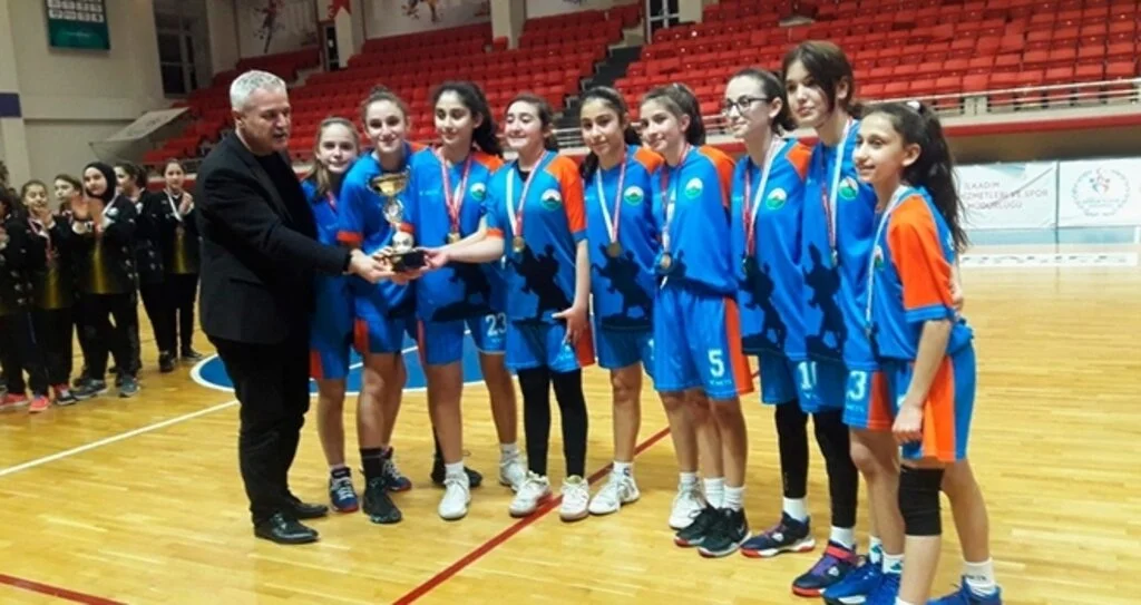 U14'de Nağmağlup Şampiyon İlkadım Belediyespor Oldu