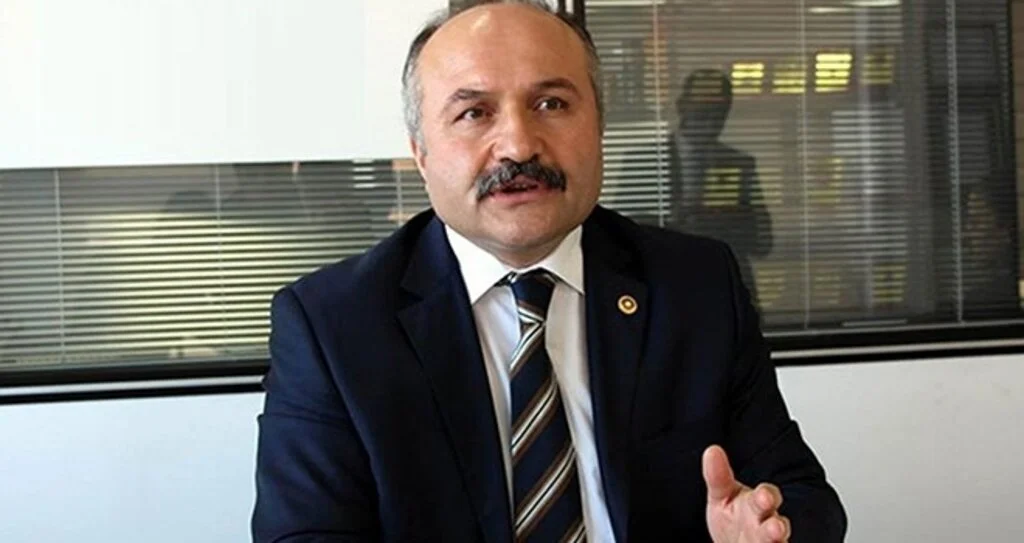 Usta: Dijital takografa  geçiş kademeli olmalı  