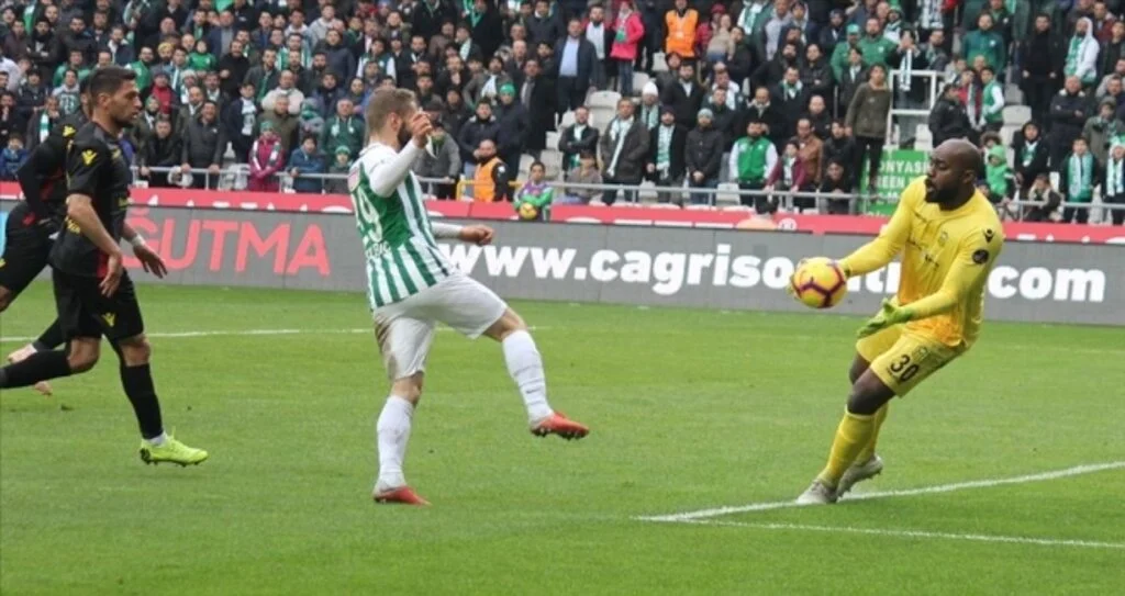 Yeni Malatyaspor'un vazgeçilmezi Fabien Farnolle