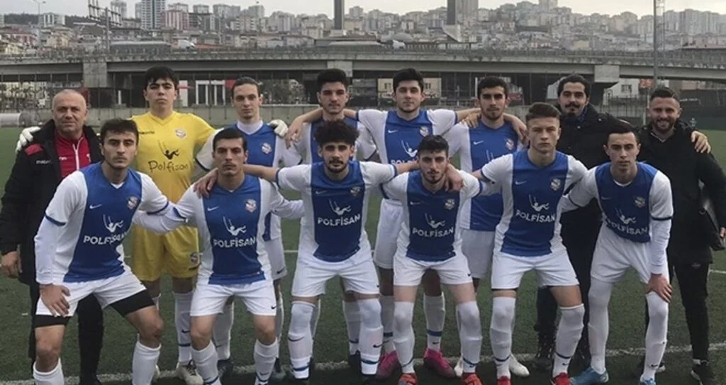 Zirvede Büyük Rekabet