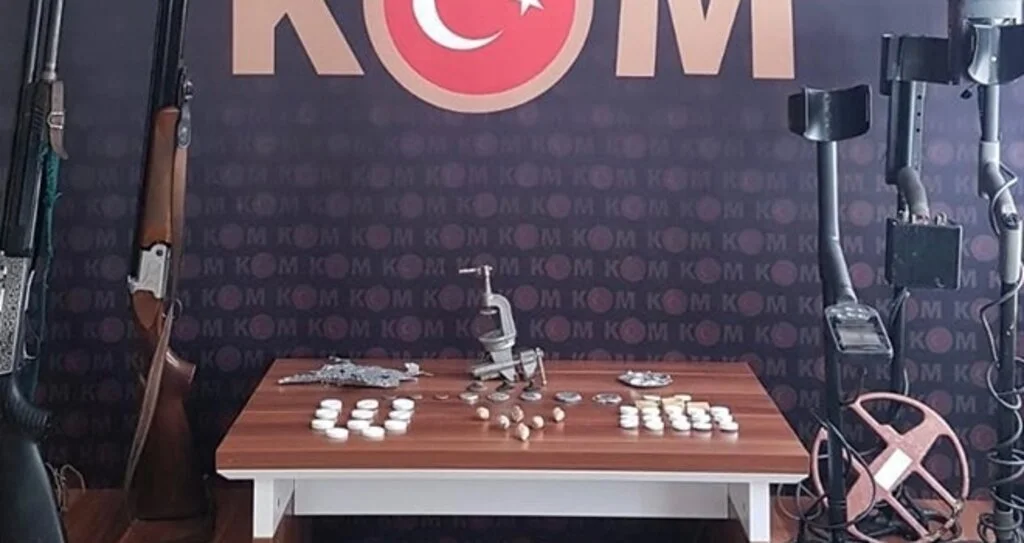 5 ilde Tarihi Eser Operasyonu: 25 Gözaltı