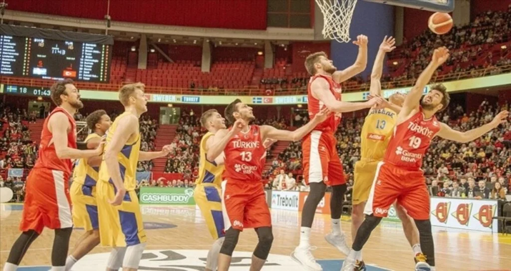A Milli Erkek Basketbol Takımı'nın yüzü gülmüyor
