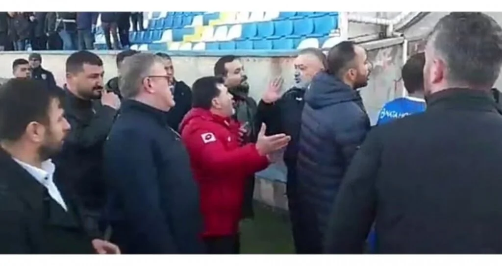 AFDK Ceza Yağdırdı