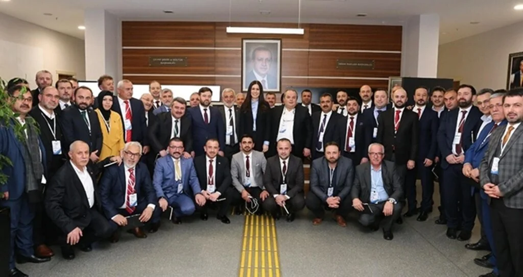 AK Parti Genel Başkan Yardımcısı Karaaslan: AK Partili olmak sorumluluk ister