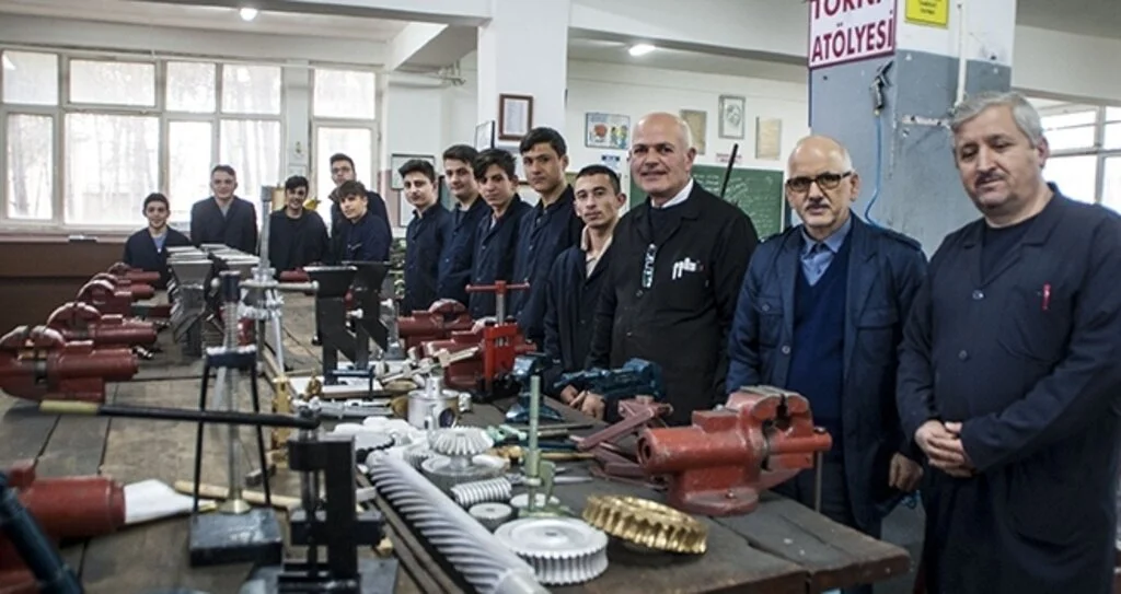 Bafra Mesleki ve Teknik Anadolu Lisesinden istihdam ve ülke ekonomisine katkı