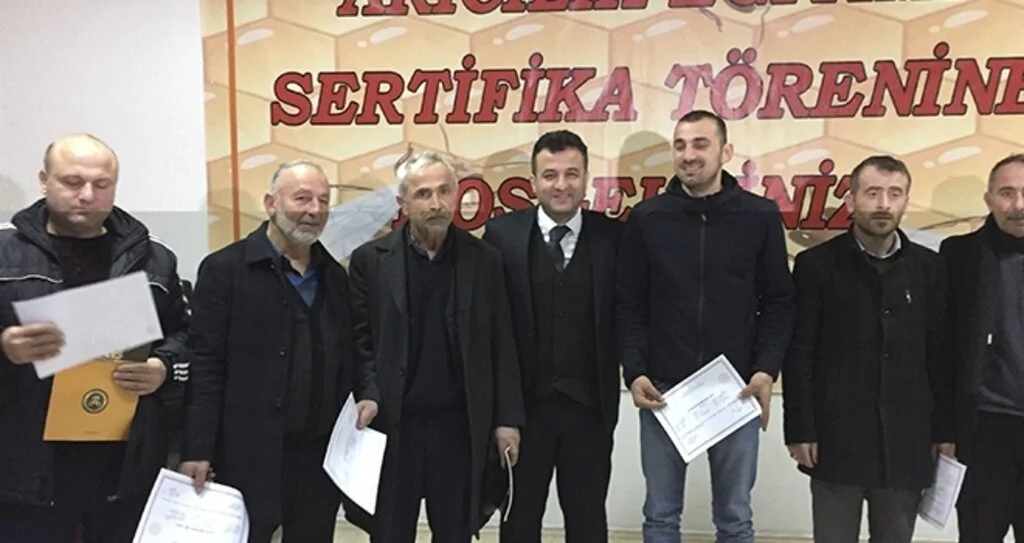 Çarşamba'da Arıcılık Kursiyerlerine Sertifika