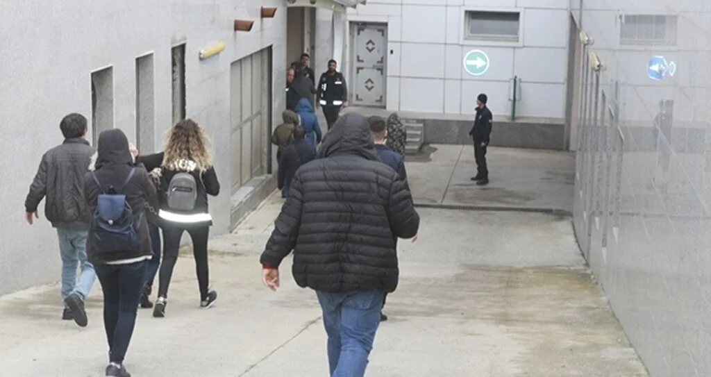 Dolandırıcılık Çetesine 4 tutuklama 