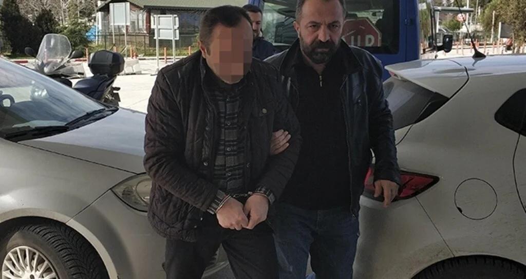 Evlerinde uyuşturucu ele geçen karı-koca gözaltına alındı