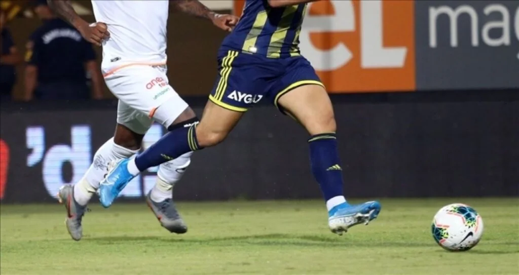 Fenerbahçe ile Alanyaspor, Süper Lig'de yarın 8. kez karşılaşacak