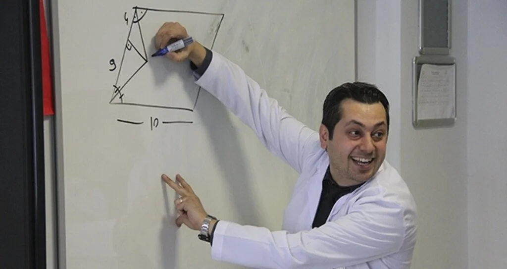 Geometri Dersini Müzikle Sevdiriyor