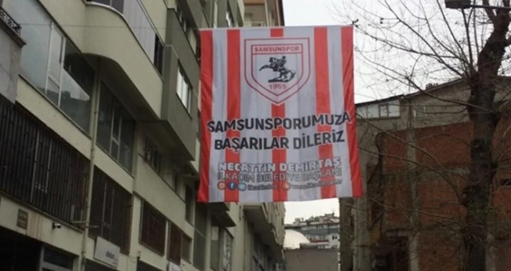 İlkadım Kırmızı-Beyaz