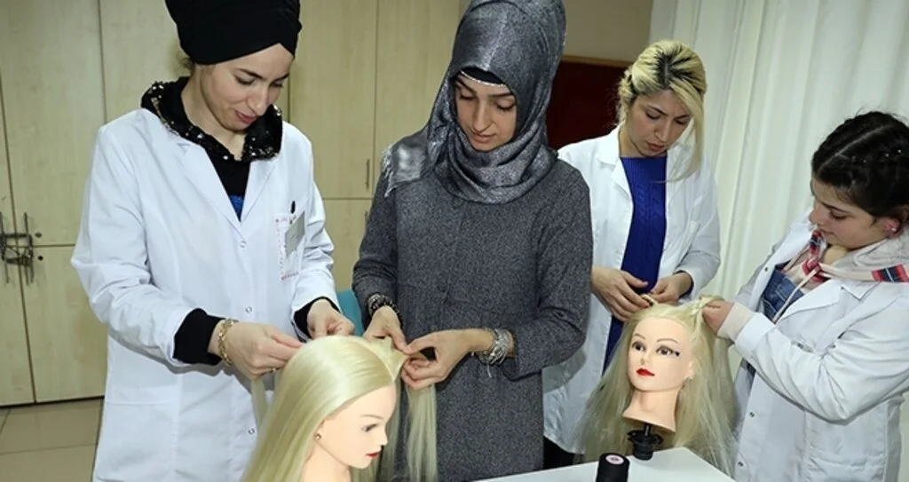 İlkadım'da Kadınlara Destek, Meslek Edindirme Kursları İle Sürüyor