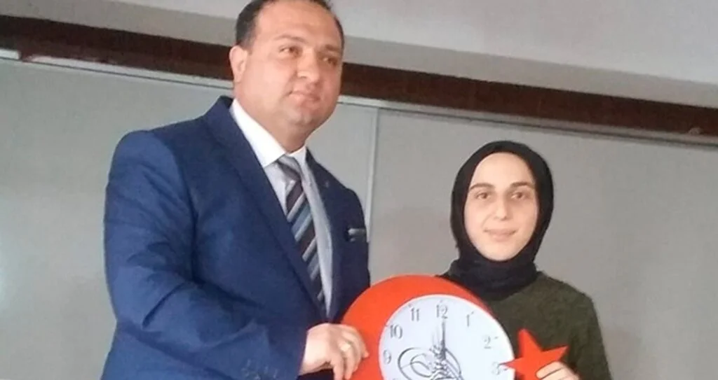 'Milli marşlar değerdir'