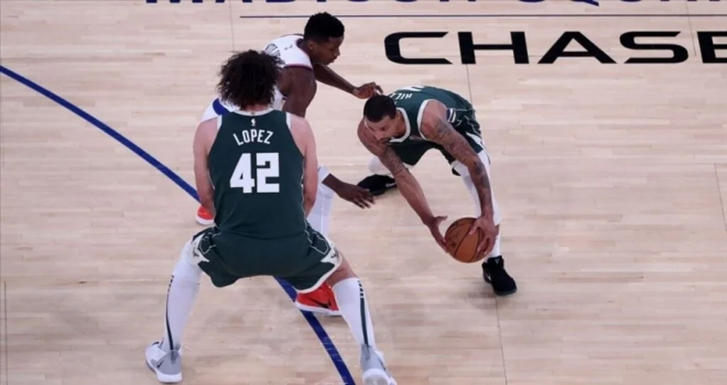 NBA'de Doğu Konferansı'nın zirvesindeki maçı Bucks kazandı