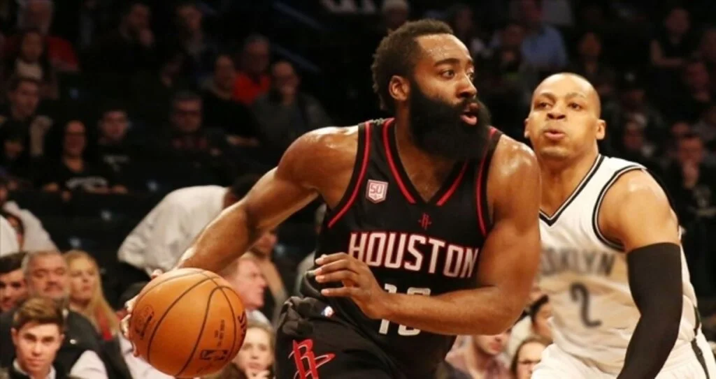 NBA'de Rockets, Harden'ın 42 sayı attığı maçta Celtics'i yendi
