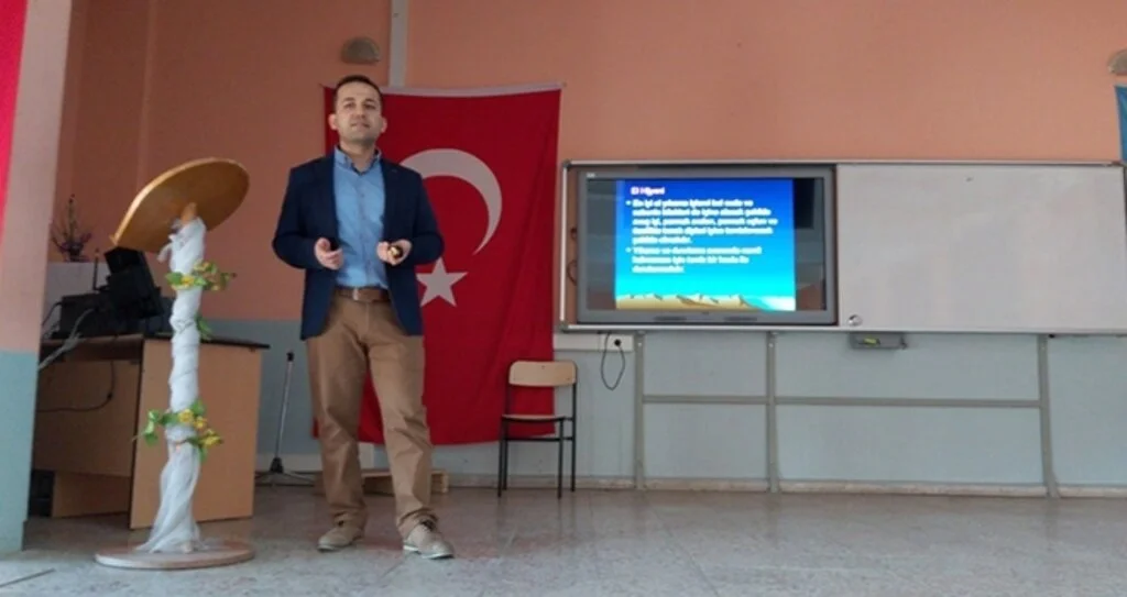 Öğrencilere gıda ve su hijyeni eğitimi