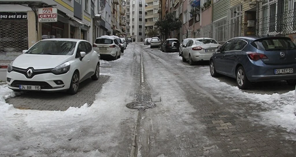 Samsun Buz Kesti