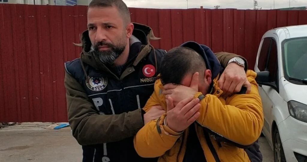 Samsun'da 2 kişi uyuşturucu ticaretinden tutuklandı