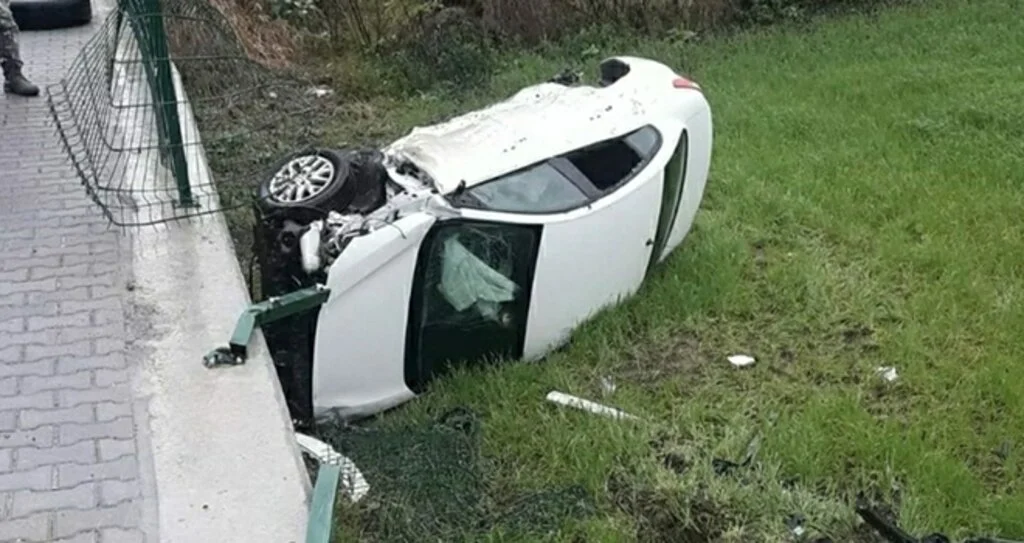 Samsun'da otomobil şarampole yuvarlandı: 1 yaralı