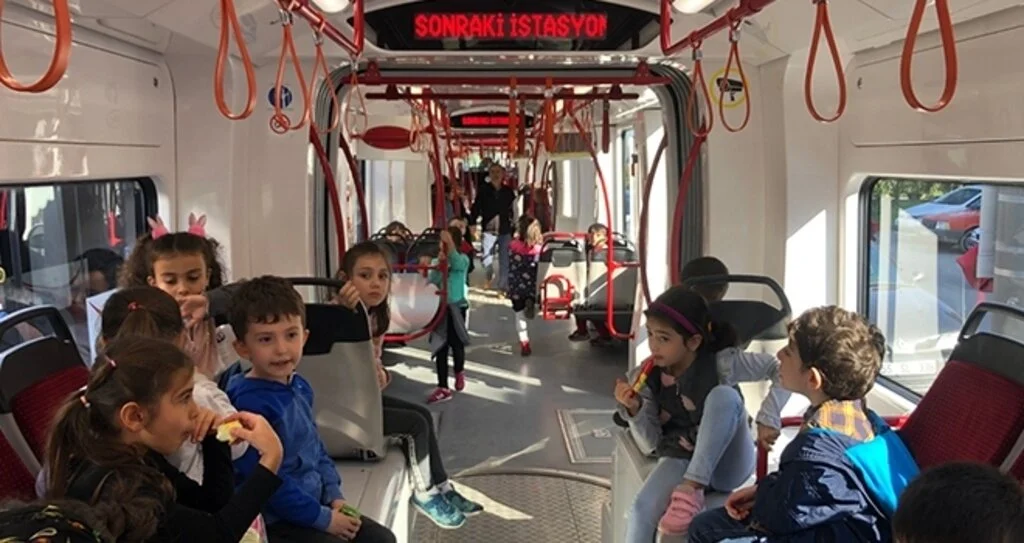 SAMULAŞ’tan 600 öğrenciye toplu taşıma eğitimi
