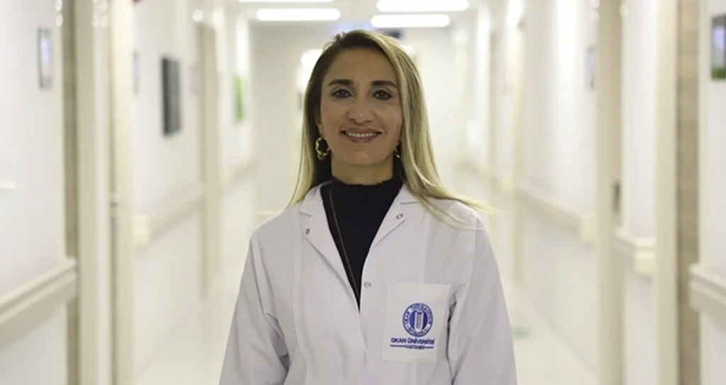 Sert Fırçalar Diş Eti Çekilmesine Neden Oluyor!