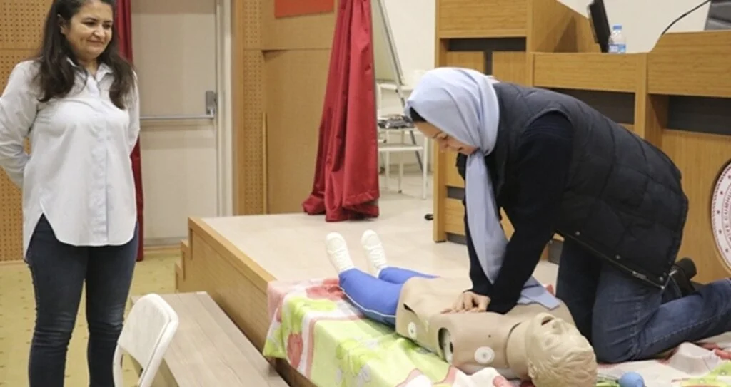 Tarım çalışanlarına ilk yardım eğitimi