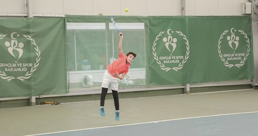 Tenis'te Heyecan Sürüyor
