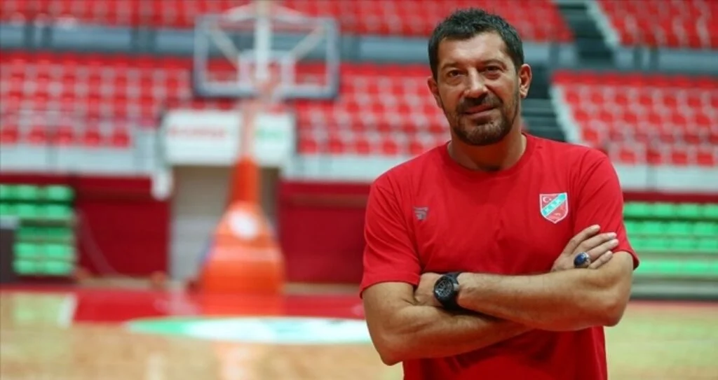 Ufuk Sarıca, Larkin ve Wilbekin arasında tercih yaparken zorlanacak