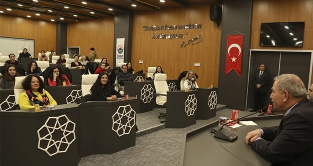 Yabancı öğrencilere İlkadım anlatıldı