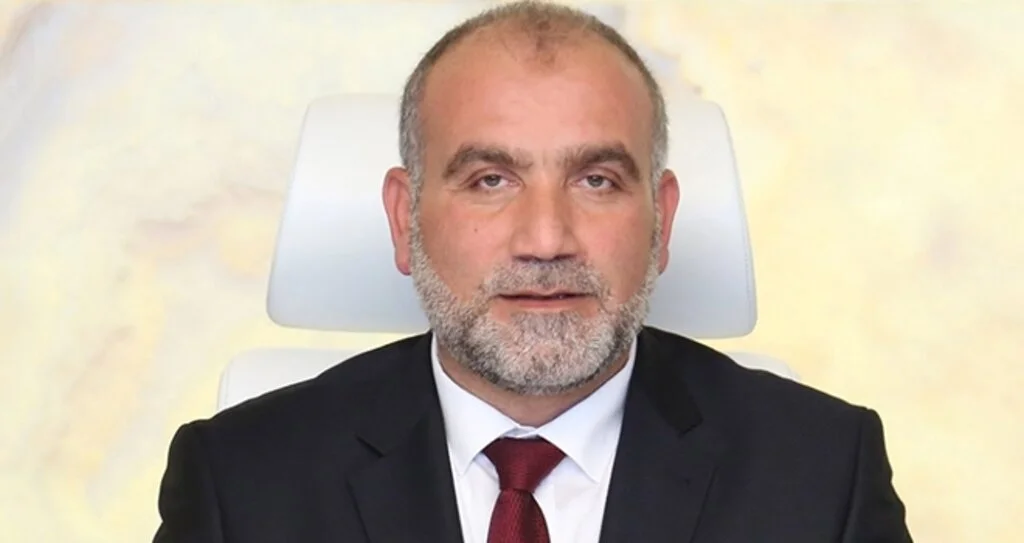 Başkan Sandıkçı'dan Sosyal Mesafe Uyarısı
