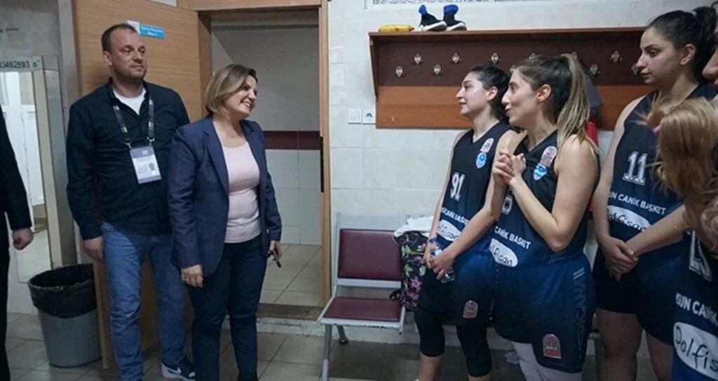 Başkandan moral ziyareti