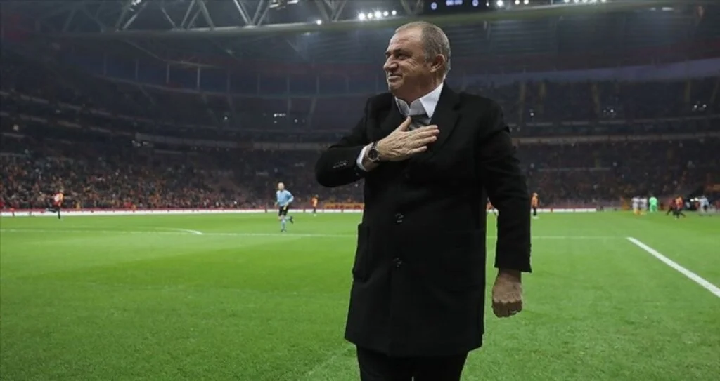 Buse Terim Bahçekapılı babası Fatih Terim'in durumunun iyi olduğunu açıkladı