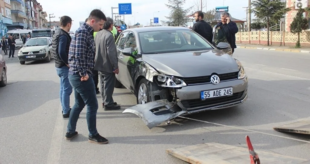 Çarşamba’da Kaza: 2 yaralı