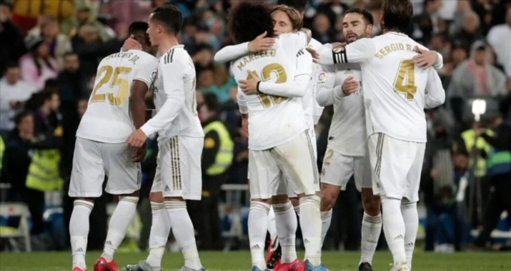 El Clasico galibi Real Madrid liderlik koltuğuna oturdu