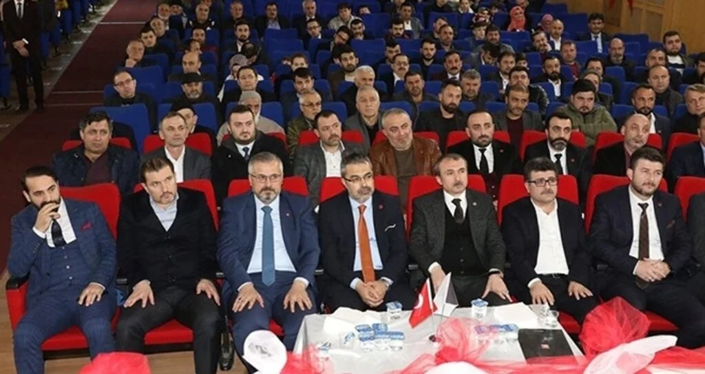 Erbakan hayatından kesitlerle yad edildi