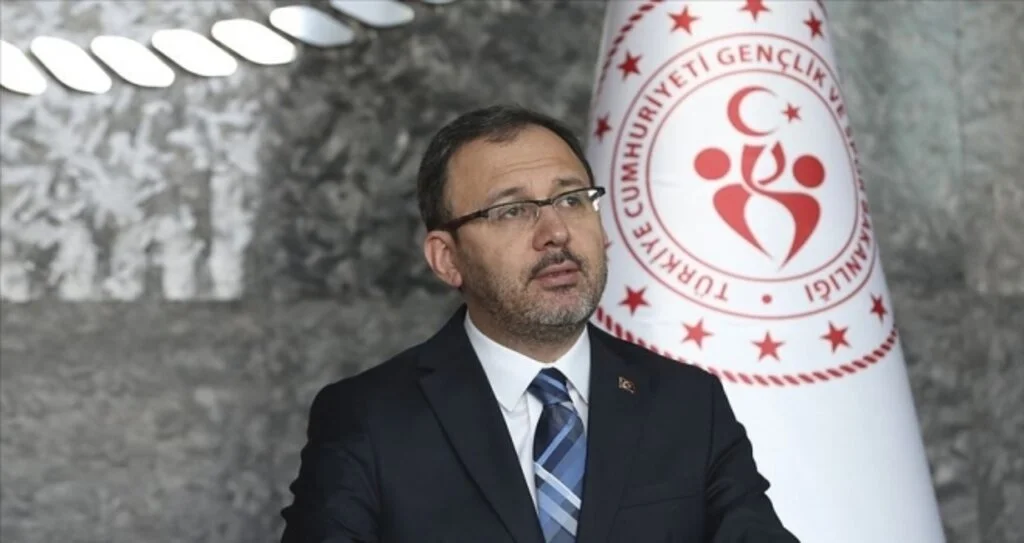 Gençlik ve Spor Bakanı Kasapoğlu: Arzu eden öğrenciler yurtlardan ayrılabilecek