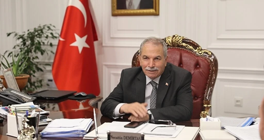 İkinci El ve Sosyete Pazarı Kaldırıldı