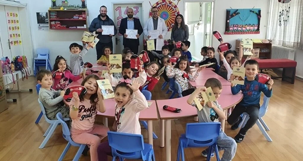 İlkadımlı miniklere meslek tanıtımı