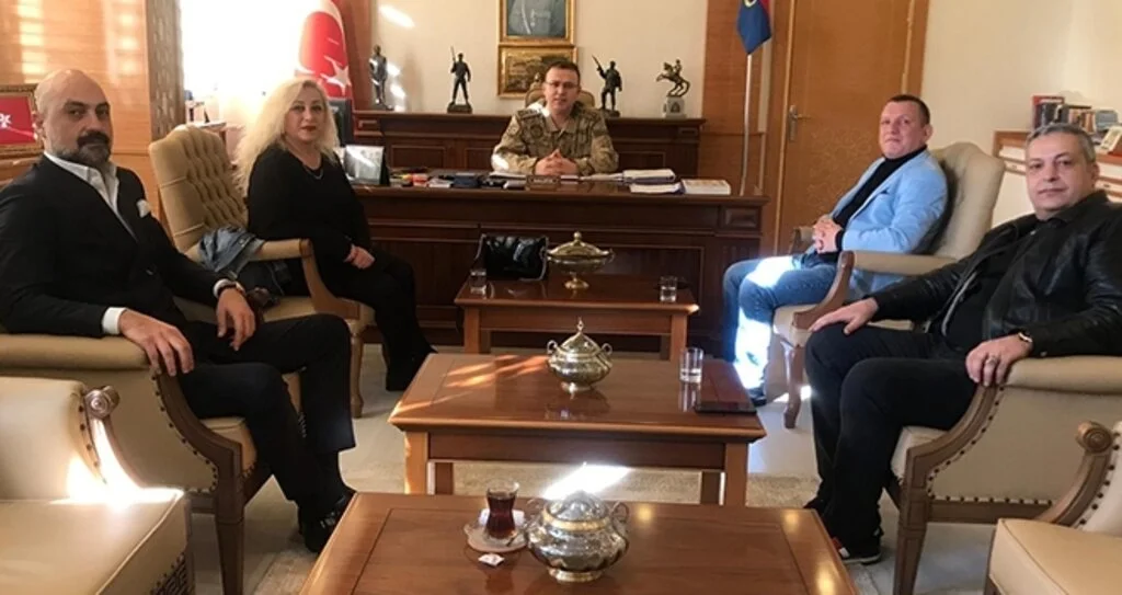 İş İnsanlarından Anlamlı Ziyaret