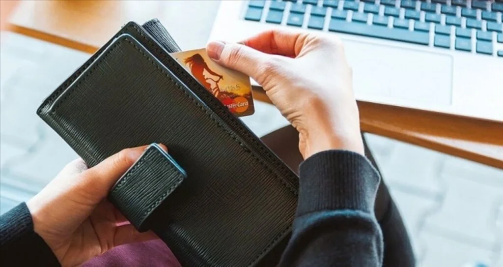 Koronavirüs bankacılık işlemlerini dijitale kaydırdı