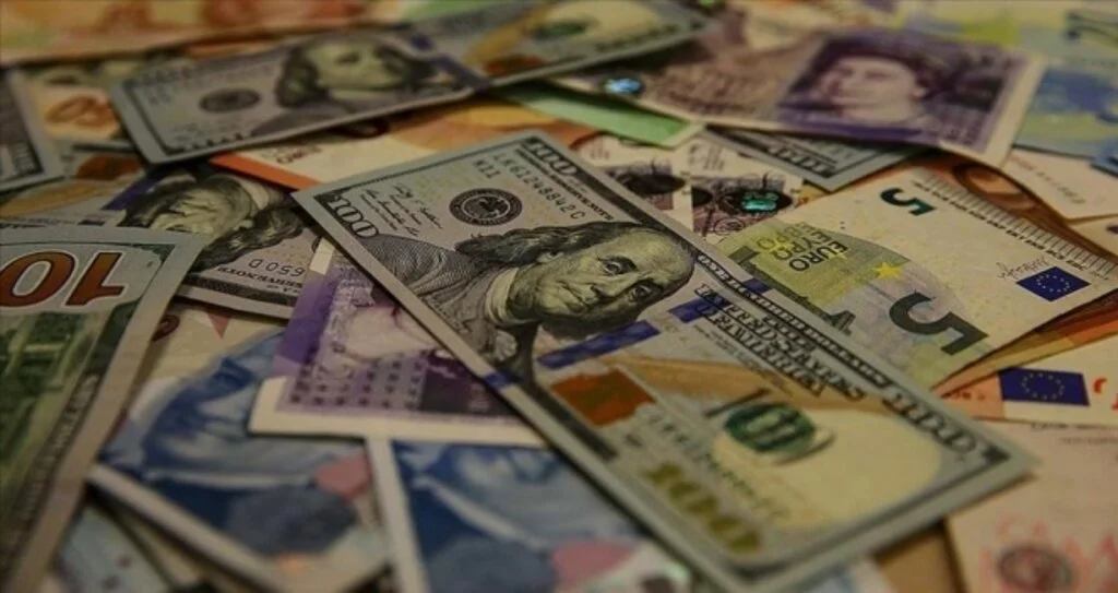 Merkez bankaları para olup yağdı